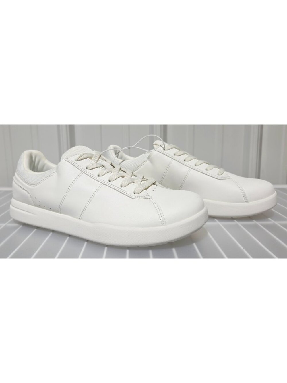 Goodfellow Scout All White Lace Up Classic Low Top Casual Sneakers -- Men's 8